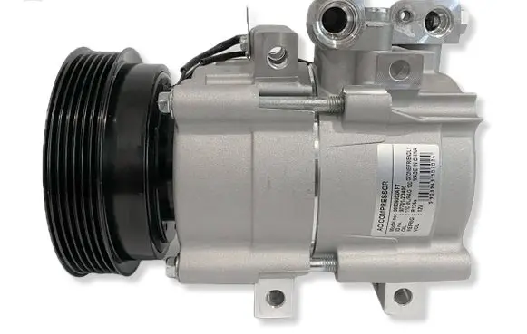 Hyundai Tucson JM Air conditioning (A/C) compressor (pump) 977012E200 NA5CA04 HYK209