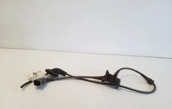 Audi Q3 8U Rear ABS sensor wiring 8U0927904A