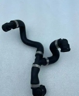 Mercedes-Benz C W205 Engine coolant pipe/hose A2055013984