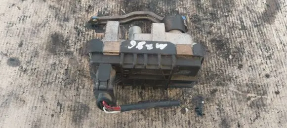 BMW 1 E81 E87 Turbine electric control actuator 6NW009660