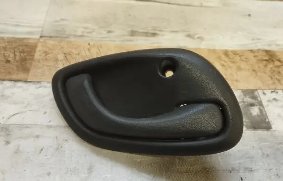 Suzuki Wagon R+ Front door interior handle