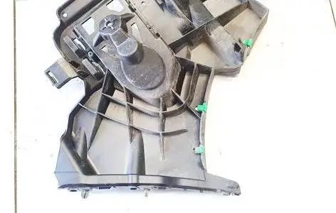 Volvo V40 Rear bumper mounting bracket 31395104