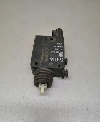 Opel Astra G Central locking motor 90460062 1101215