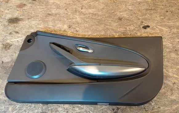 BMW 6 E63 E64 Front door card panel trim 7115496