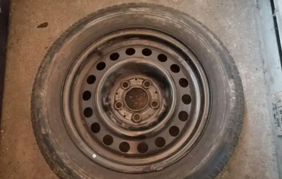 Mercedes-Benz C W202 R15 spare wheel 