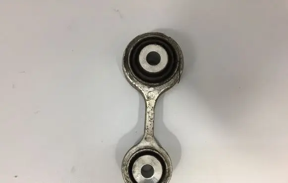 Rear upper control arm/wishbone