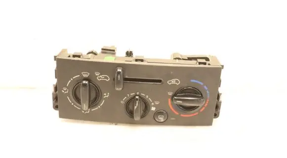 Peugeot 207 Interior fan control switch 