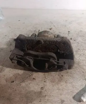 Volvo V70 Front brake caliper
