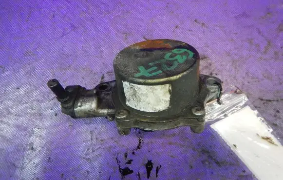 Ford Fiesta Vacuum pump