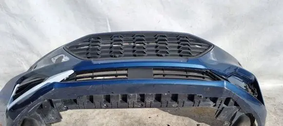 Ford Focus Front bumper JX7B17757S