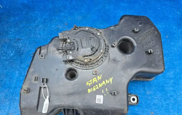 BMW X1 F48 F49 AdBlue liquid reservoir 7399290 7418879