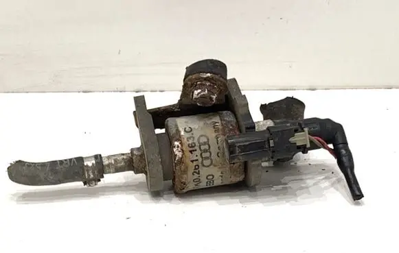 Audi A4 S4 B8 8K Webasto circulation pump for autonomous heater 8K0261163C