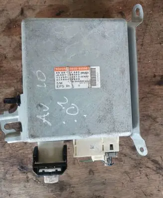 Toyota Avensis T270 Power steering control unit/module 8965005090