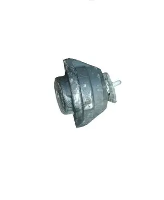 BMW 5 E60 E61 Engine mount bracket 6774620