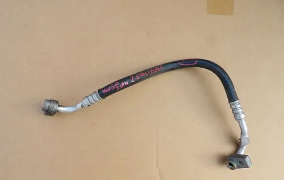 Ford Kuga II Air conditioning (A/C) pipe/hose