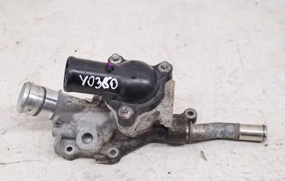 Mazda CX-3 Thermostat/thermostat housing 