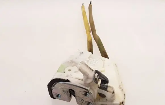 Mazda 2 Rear door lock