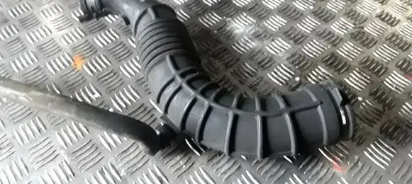 Renault Megane II Intercooler hose/pipe 8200500384