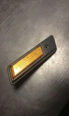 BMW 5 E34 Front fender indicator light 1378012
