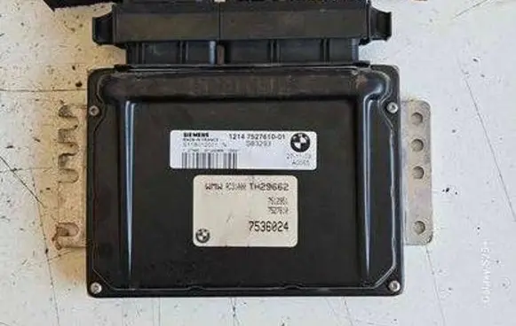 Mini One - Cooper R50 - 53 Engine control unit/module 7536024 S118012001N 7527610