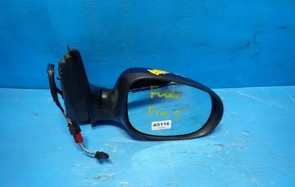 Fiat Bravo Front door electric wing mirror 