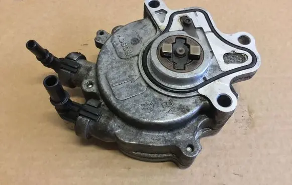 Citroen C6 Vacuum pump 4R8Q2A451AF