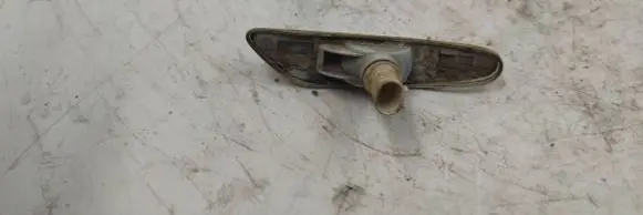 BMW 5 E60 E61 Front fender indicator light