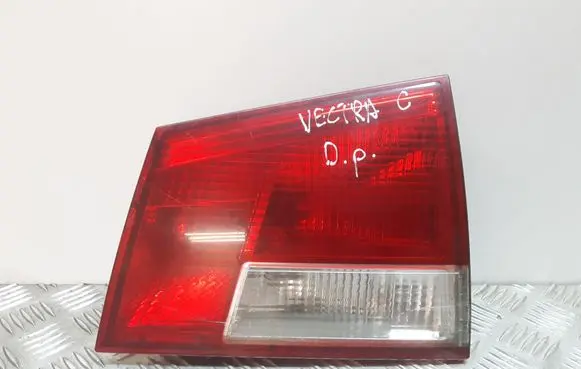 Opel Vectra C Tailgate rear/tail lights 24469464