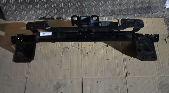 BMW X7 G07 Front bumper support beam 6884623