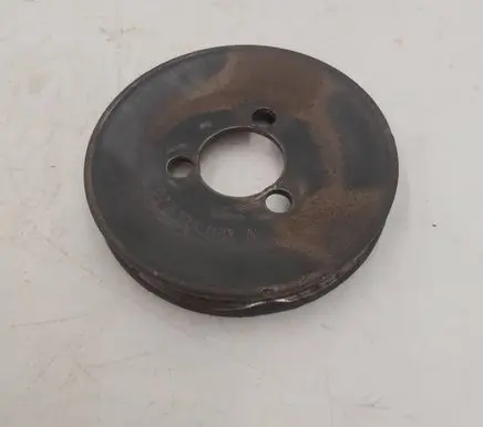 Volkswagen PASSAT B3 Water pump pulley 027121031A