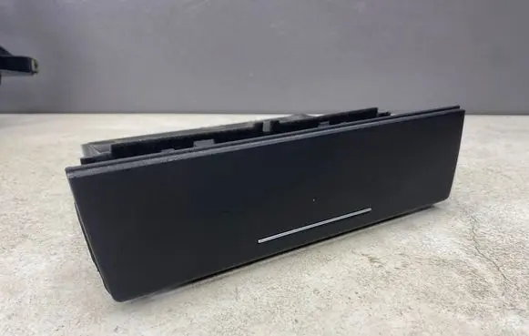 Audi A3 S3 8L Dashboard storage box/compartment 8L0863077