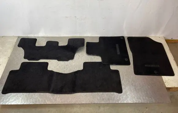 KIA Sorento IV Car floor mat set 