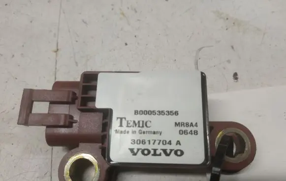 Volvo S40, V40 Airbag deployment crash/impact sensor 30617704A B000535356