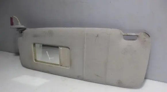 Sun visor clip/hook/bracket
