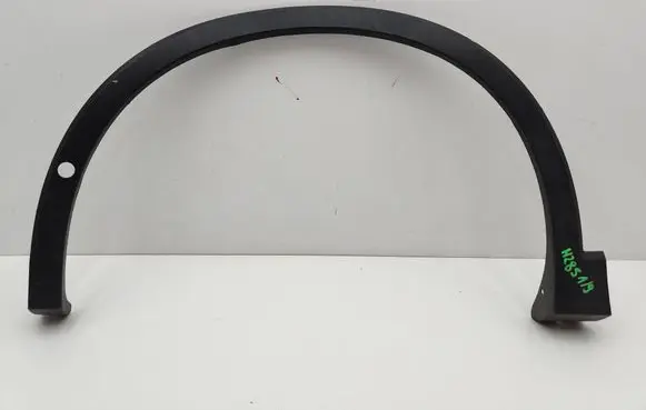 Volkswagen Tiguan Front arch trim 571853717