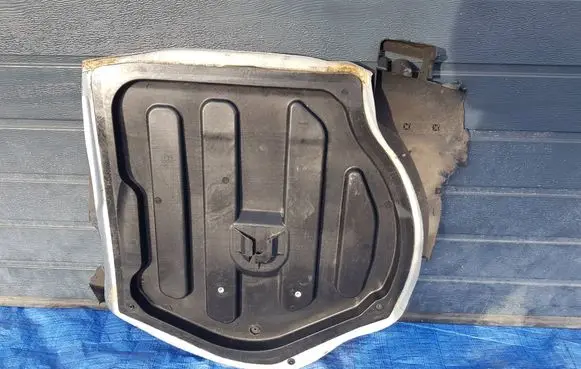 Mercedes-Benz E W212 Other under body part A2126100075AQW A2126100075