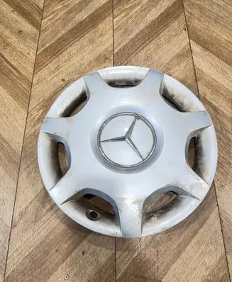 Mercedes-Benz E W211 R16 wheel hub/cap/trim 2034001025