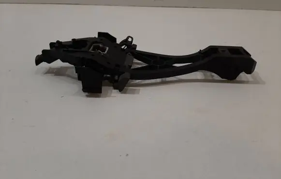 Front door exterior handle/bracket