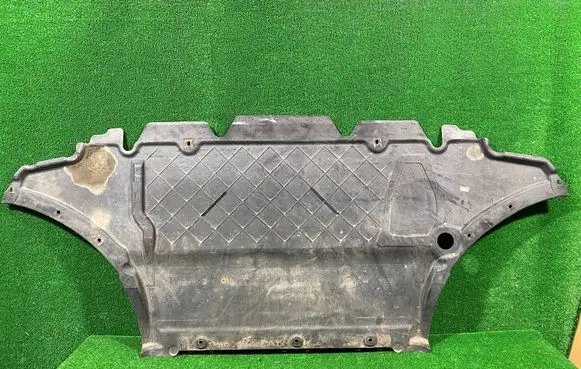 Audi A5 8T 8F Engine splash shield/under tray 8K0863821S