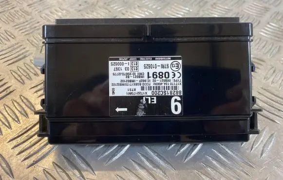 Subaru Forester SH Immobilizer control unit/module 88281SC200 97RI010625 X1T22173M1
