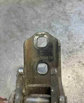 Saab 9-3 Ver2 Front door hinges set 317zud2e
