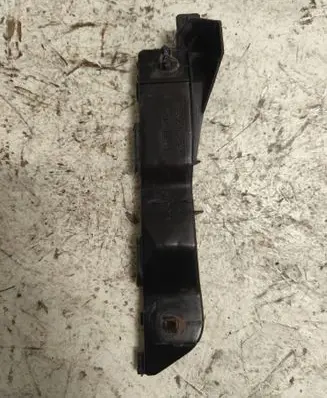 Toyota Avensis T250 Front bumper mounting bracket 5253605020