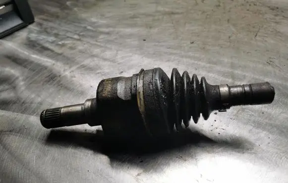 Chrysler Voyager Driveshaft inner CV joint 