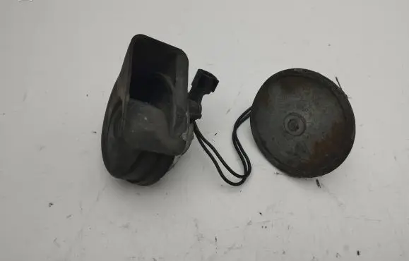Opel Zafira C Horn signal
