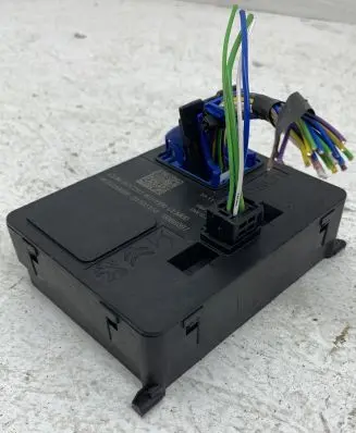 Peugeot 208 Climate control unit 9836236080