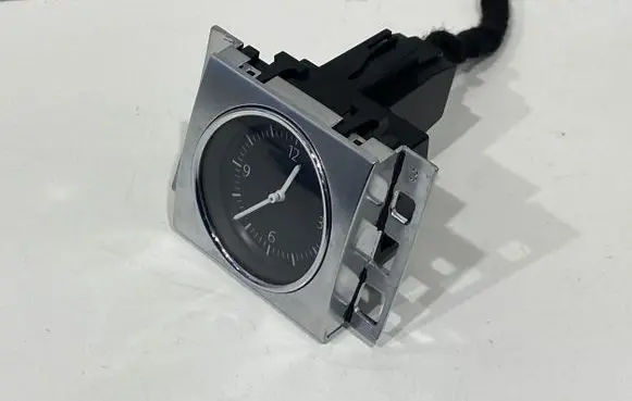Volkswagen PASSAT B7 Clock 3AA919204A 194805814 13035