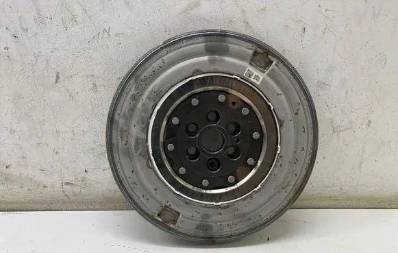 Mercedes-Benz GLA H247 Flywheel A2820301400