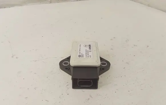 Mercedes-Benz E W212 ESP acceleration yaw rate sensor A0055422618 0265005735 7016368