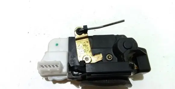 Peugeot 607 Rear door lock