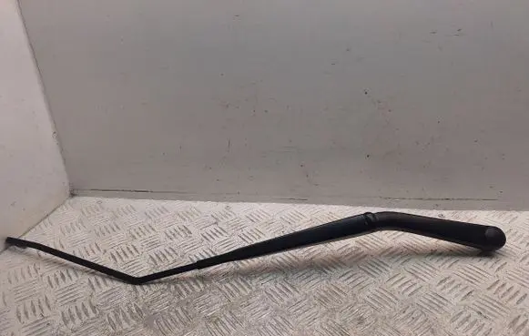Nissan Juke I F15 Front wiper blade arm 28881BA61A W000014867